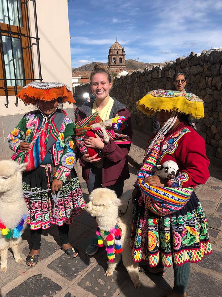 Volunteer Peru